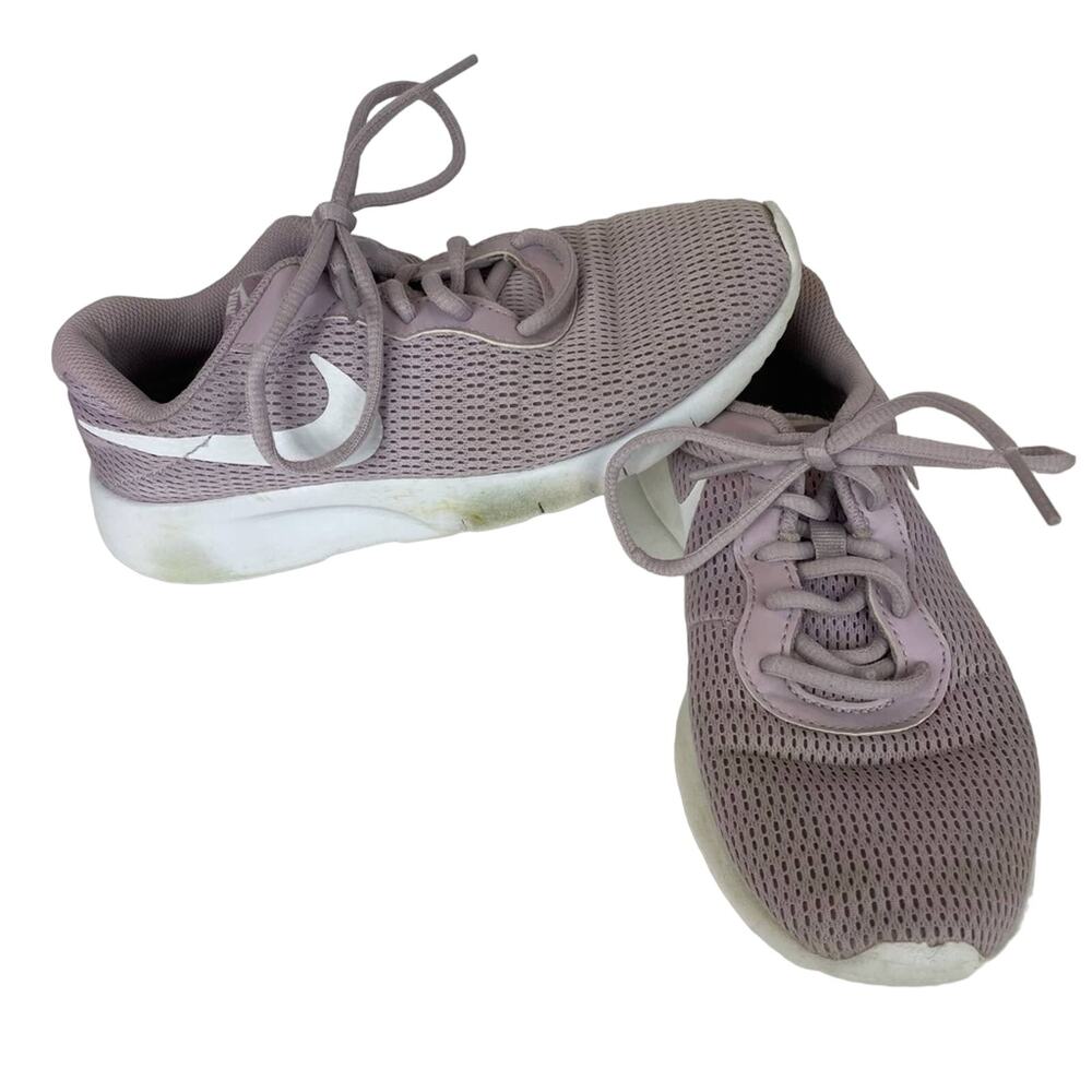 Girls Nike Shoes 5Y